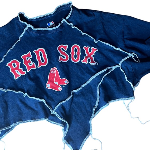 Boston Red Sox Reworked Contrast Stitch Crop Top - Picture 3 of 4